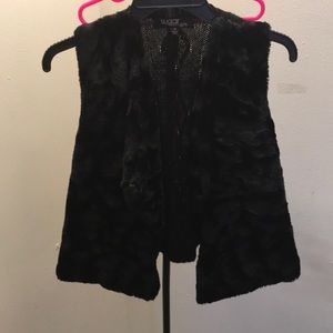 Girls medium black vest